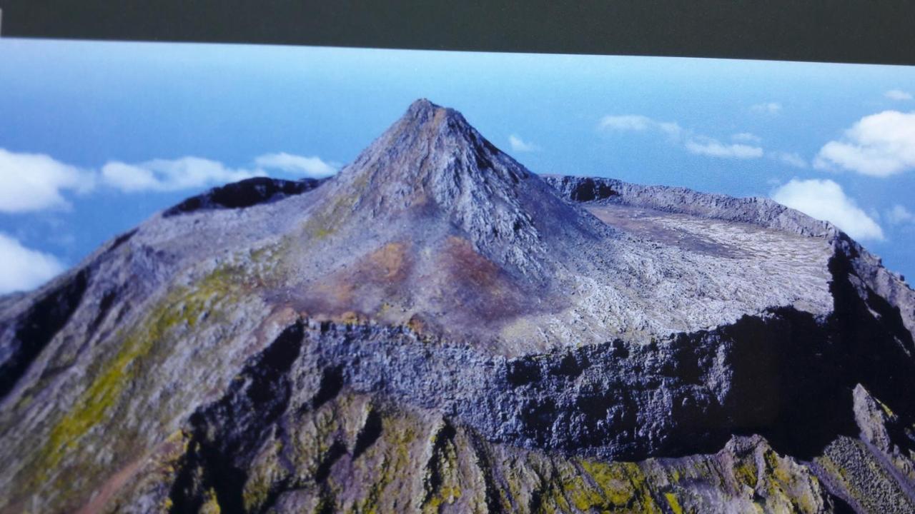 Casa Da Ribeira Panzió Lajes do Pico Kültér fotó