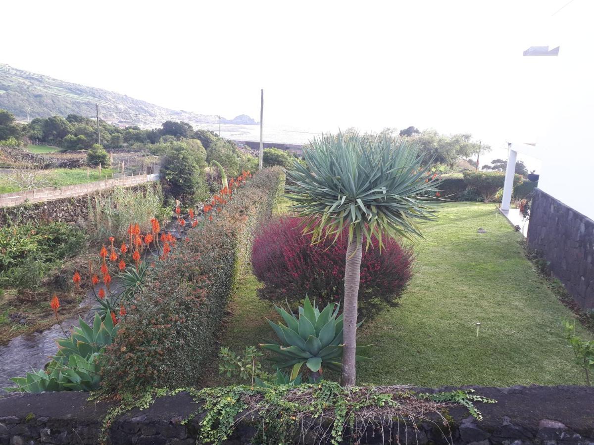 Casa Da Ribeira Panzió Lajes do Pico Kültér fotó